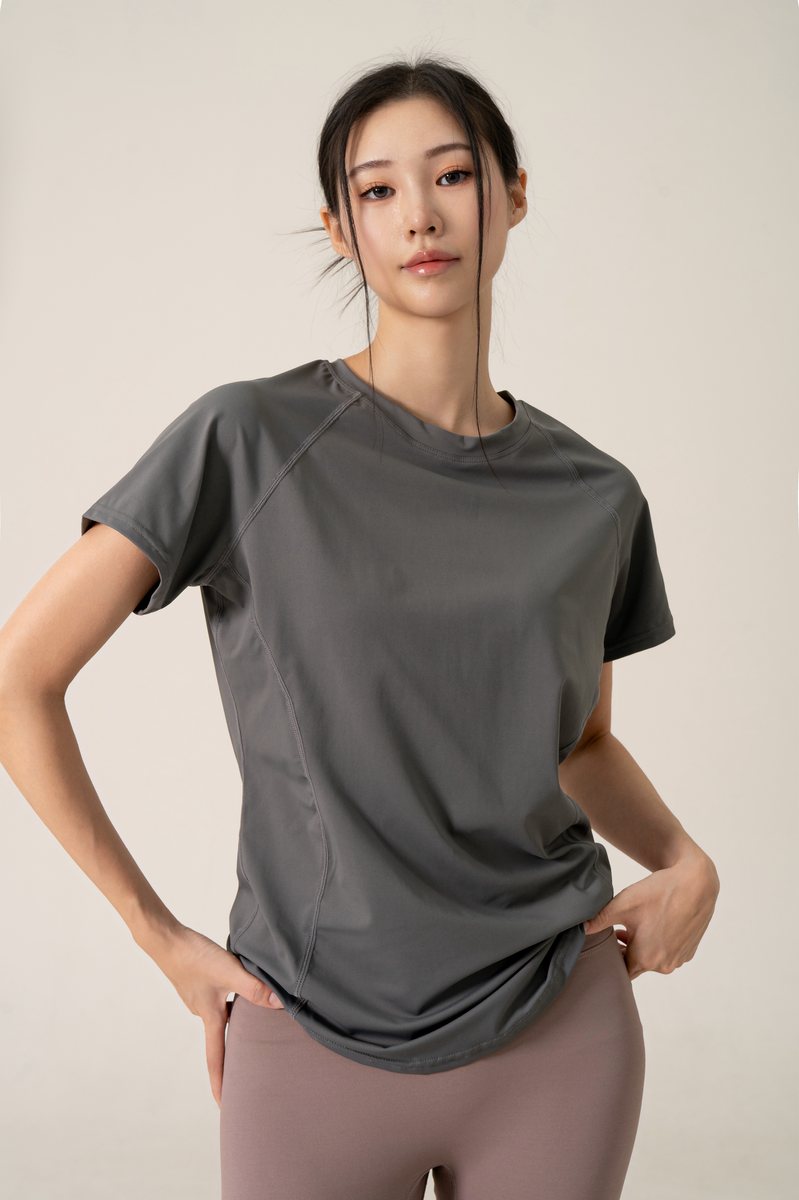그레이 라글란 티